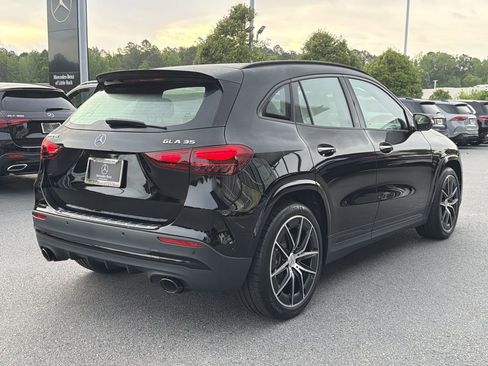 New 2026 Mercedes-Benz GLA 35 AMG 4MATIC image 3