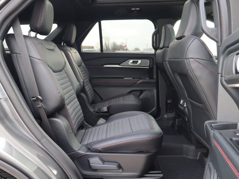 New 2026 Ford Explorer ST-Line image 13