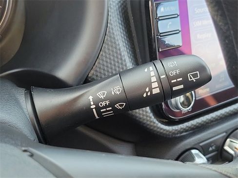 Used 2023 Nissan Kicks SV image 15