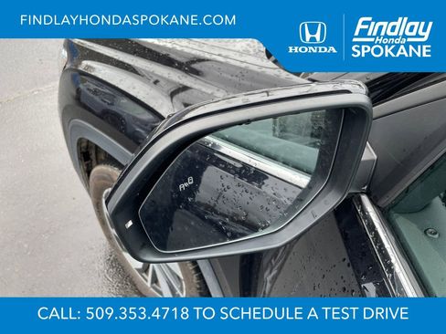 Used 2024 Volkswagen Atlas SE image 6