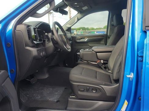 New 2025 Chevrolet Silverado 1500 LT image 8