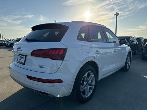 Used 2018 Audi Q5 2.0T Premium image 3