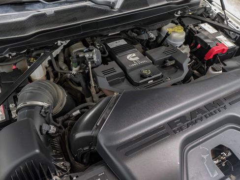 Used 2022 RAM 3500 Limited AWD/4WD image 58