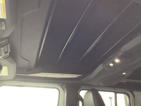 Certified 2024 Jeep Wrangler Unlimited Rubicon image 13