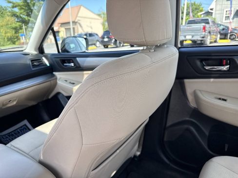 Used 2015 Subaru Legacy 2.5i Premium AWD/4WD image 16
