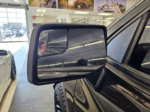 Used 2019 Chevrolet Silverado 1500 LT Trail Boss w/ Convenience Package AWD/4WD image 7
