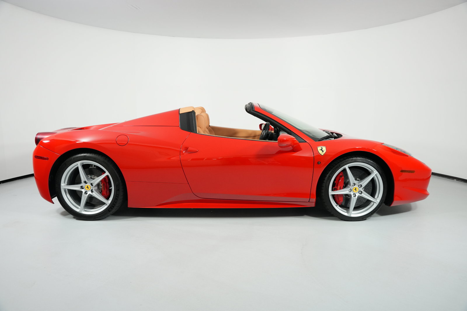 Certified 2012 Ferrari 458 Spider RWD image 25