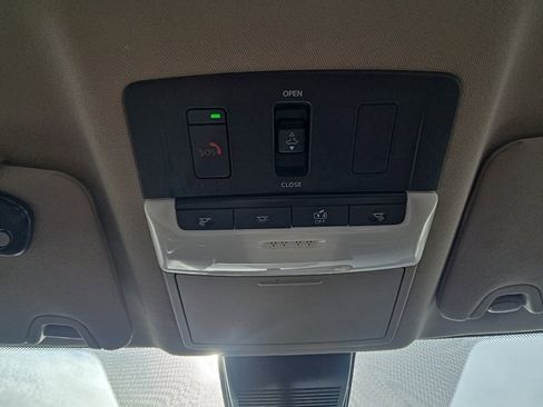 Used 2023 Nissan Altima 2.5 SR w/ SR Premium Package image 24