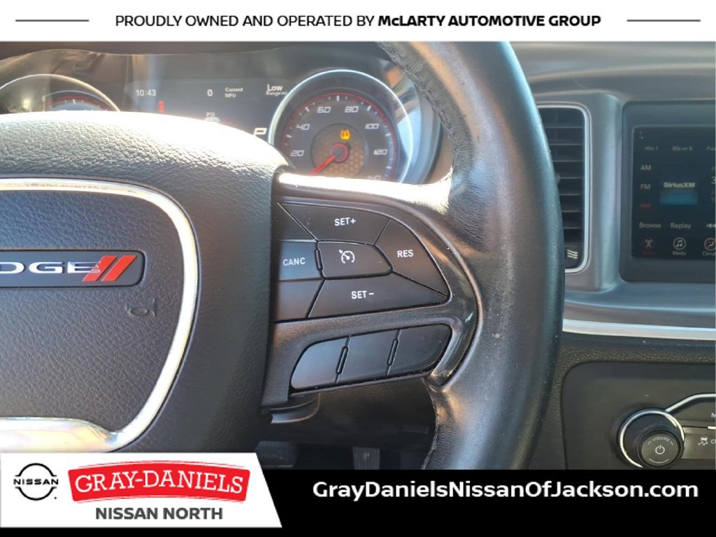 Used 2019 Dodge Charger SXT RWD image 14