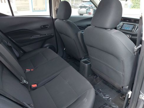 Used 2023 Nissan Kicks S image 11