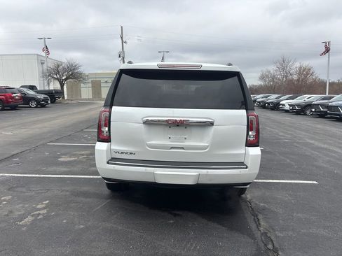 Used 2019 GMC Yukon Denali w/ Denali Ultimate Package image 7