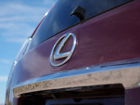 Used 2019 Lexus GX 460 Premium w/ Premium Package AWD/4WD image 8
