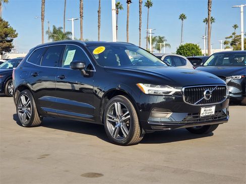 Used 2019 Volvo XC60 T5 Momentum w/ Multimedia Package image 26