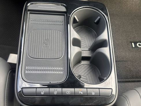 Used 2025 Hyundai Ioniq 5 SEL image 33