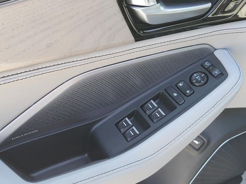 New 2026 Acura MDX SH-AWD w/ Advance Package image 17