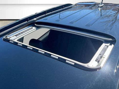 Used 2021 Ford EcoSport SES image 21