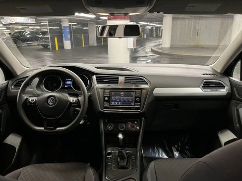 Used 2018 Volkswagen Tiguan S FWD image 6