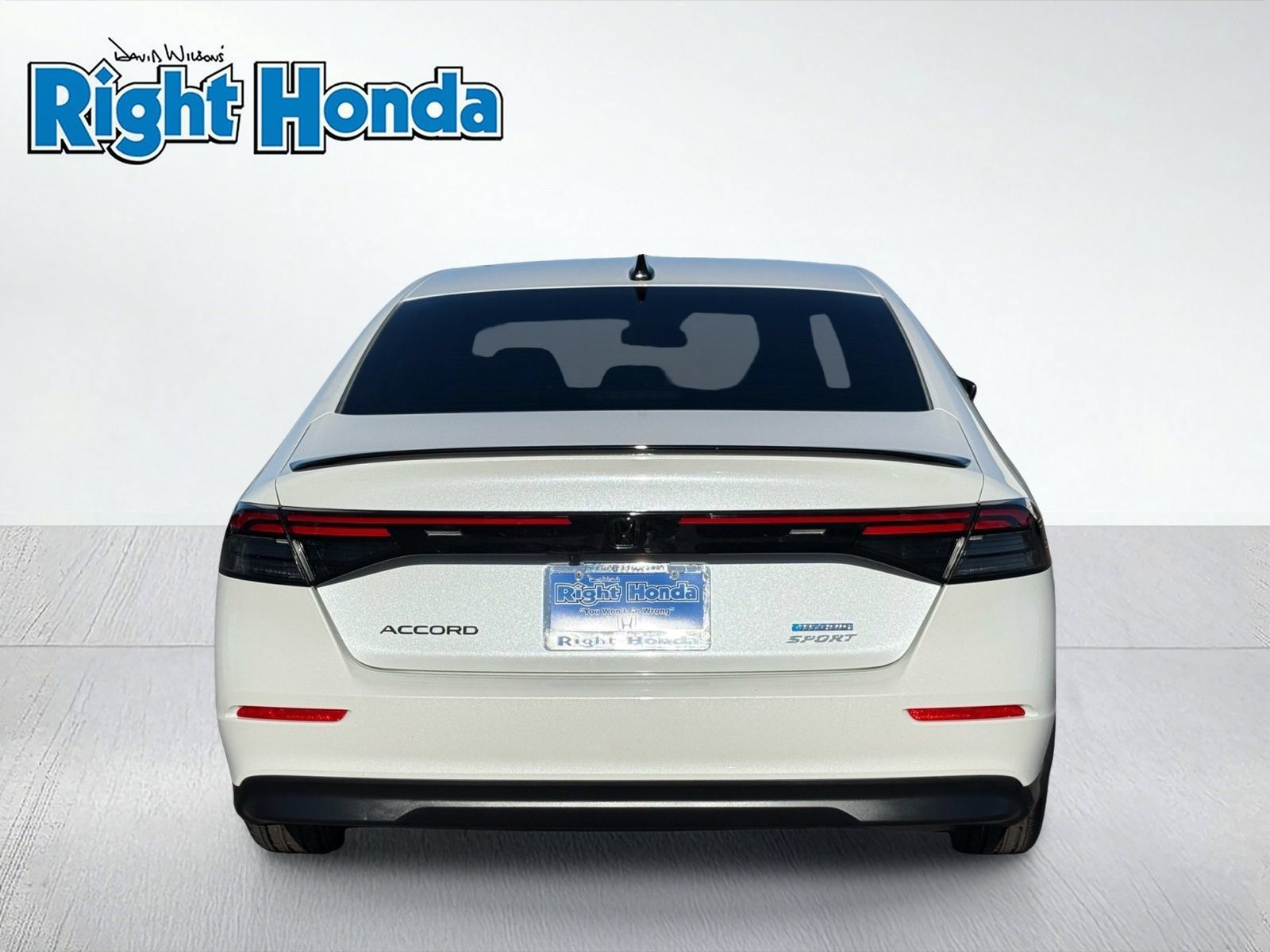 Used 2024 Honda Accord Sport image 7