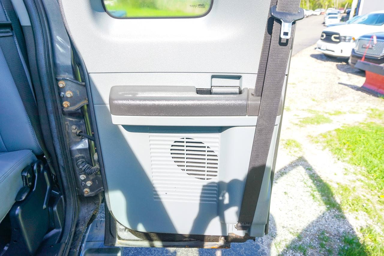 Used 2011 Ford F250 XL AWD/4WD image 24