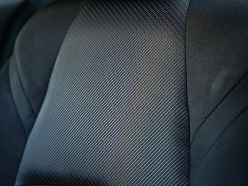 Used 2018 MAZDA MAZDA3 Sport image 25