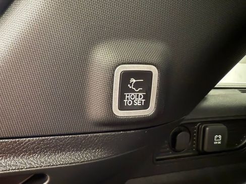 New 2026 Jeep Grand Cherokee Limited image 9