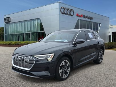 Used 2022 Audi e-tron Premium Plus w/ Premium Plus Package