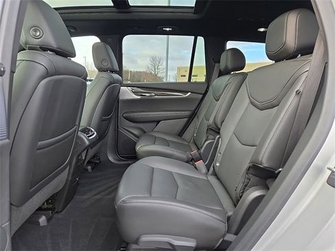 Used 2020 Cadillac XT6 Sport image 10