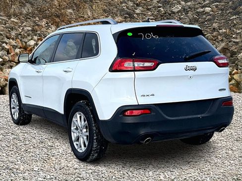 Used 2014 Jeep Cherokee Latitude w/ Comfort/Convenience Group image 11