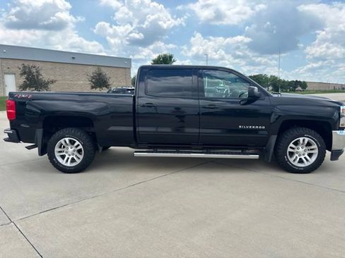 Used 2018 Chevrolet Silverado 1500 LT w/ All Star Edition AWD/4WD image 38
