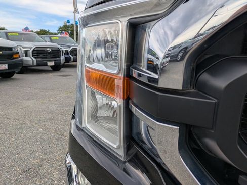 Used 2022 Ford F150 XLT AWD/4WD image 11