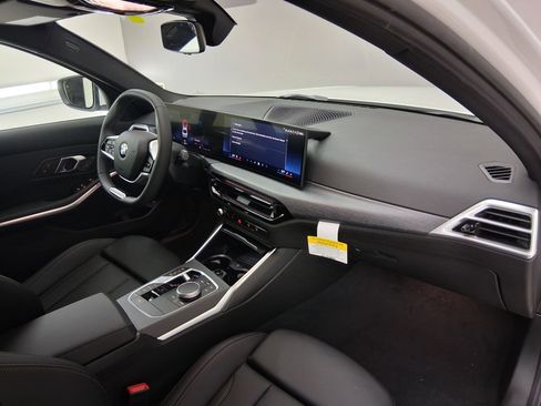 New 2026 BMW 330i Sedan w/ Convenience Package image 29