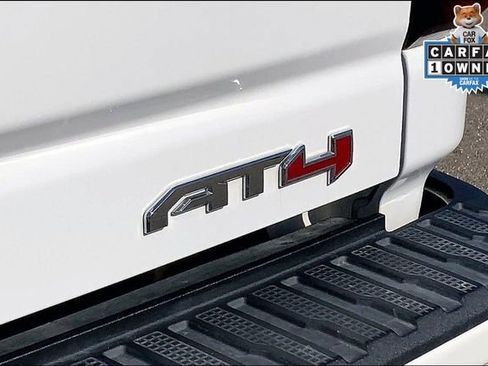 Used 2020 GMC Sierra 2500 AT4 w/ Technology Package image 8
