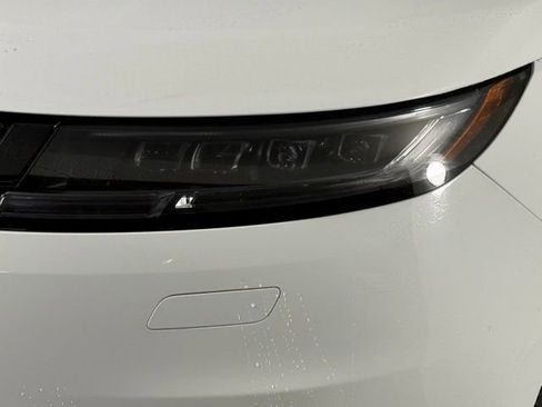 New 2026 Land Rover Range Rover Sport Dynamic SE AWD/4WD image 12