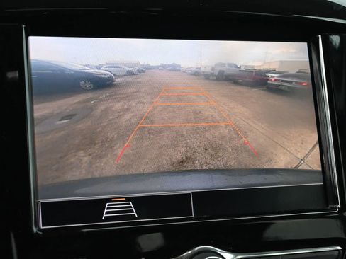 Used 2020 Chevrolet Traverse LS FWD image 14