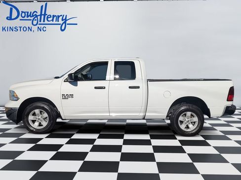 Used 2024 RAM 1500 Classic SLT AWD/4WD image 2