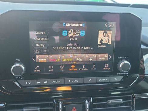 Used 2022 Nissan Pathfinder S image 16