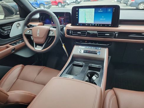 New 2026 Lincoln Aviator Reserve AWD/4WD image 13