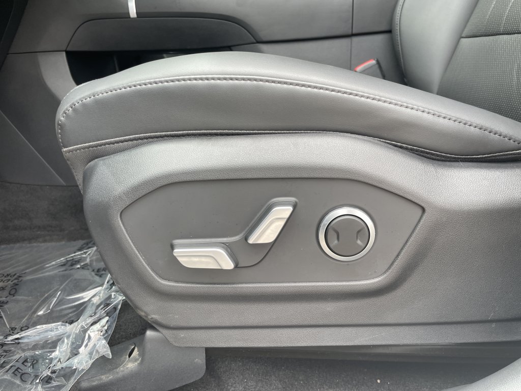 Used 2024 Hyundai Santa Fe XRT AWD/4WD image 49