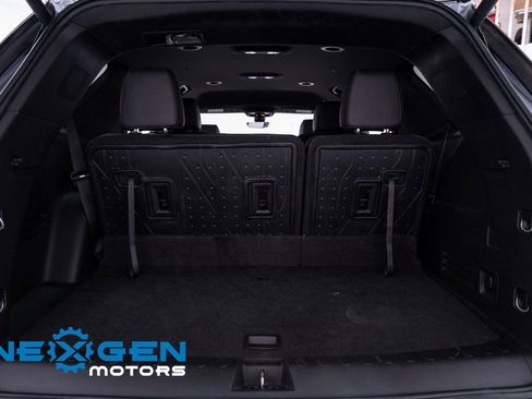 Used 2023 Chevrolet Traverse RS w/ LPO, Floor Liner Package AWD/4WD image 45
