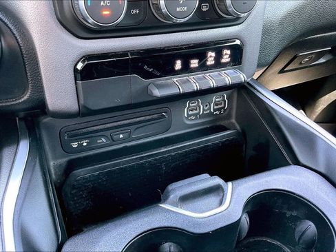 Used 2019 RAM 1500 Big Horn image 12