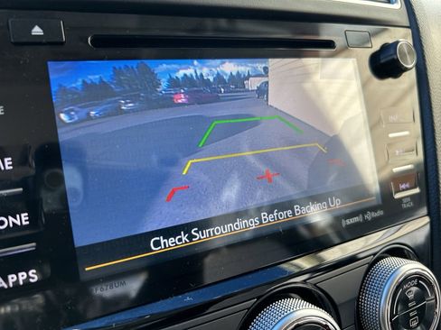 Used 2017 Subaru Forester 2.5i Premium image 21