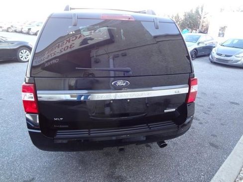 Used 2017 Ford Expedition EL XLT image 7