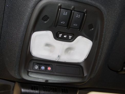 Used 2023 GMC Canyon AT4X image 59