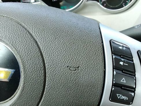 Used 2011 Chevrolet Malibu LS FWD image 15
