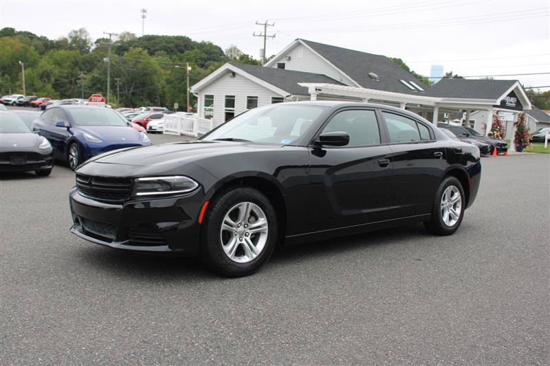 Used 2023 Dodge Charger SXT RWD image 4