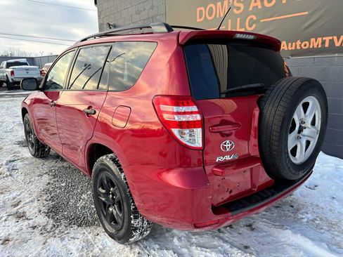Used 2011 Toyota RAV4 4WD image 3
