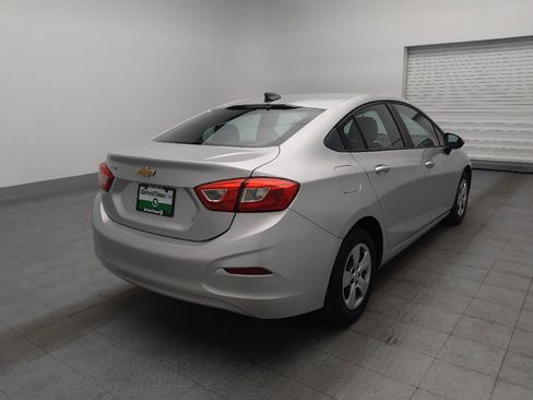Used 2018 Chevrolet Cruze LS FWD image 9