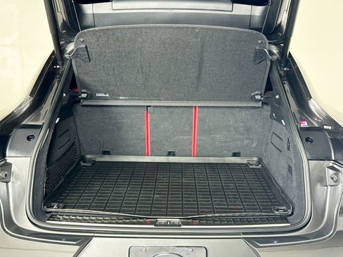 Used 2022 Porsche Cayenne Turbo S image 27