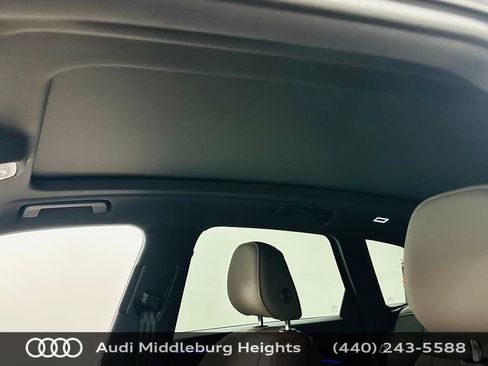 Certified 2025 Audi Q5 Premium AWD/4WD image 24