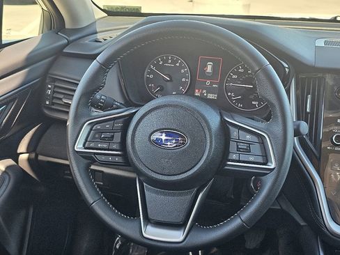 Certified 2025 Subaru Outback Premium image 33